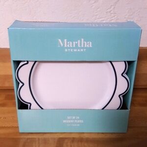 NWT "Martha Stewart" Disposable Dessert Plates - Set of 24
